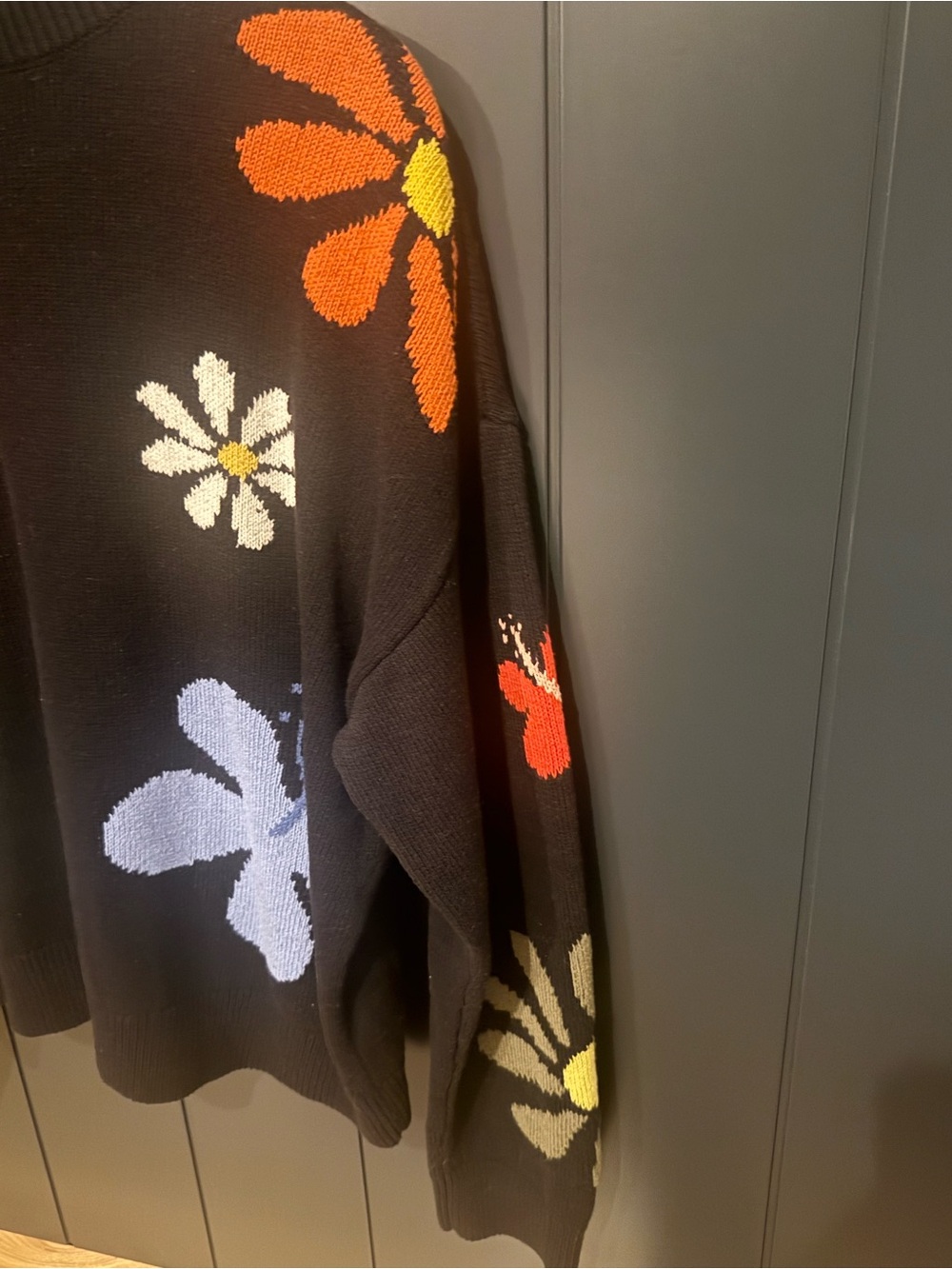 🌺 Rails Zoey Hibiscus Black Floral Knit Crewneck Sweater 🌺 - Picture 13 of 15
